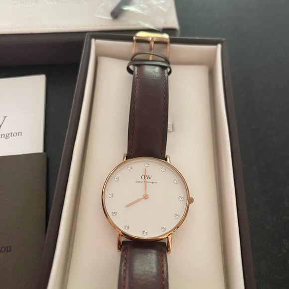 St. Mawes Daniel Wellington Watch in Rose gold - Picture 3 of 4